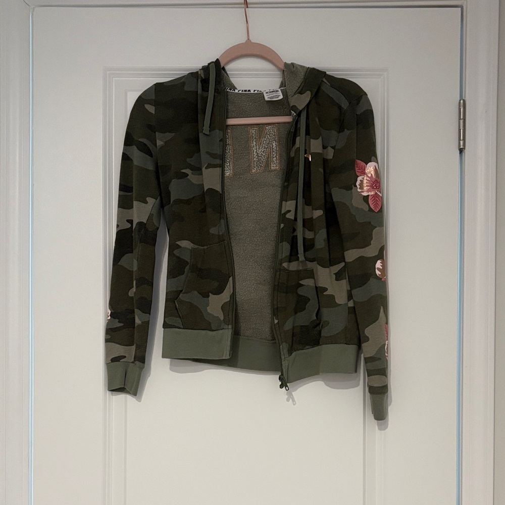 Camouflage Zip-Up Hoodie with Floral Embroidery